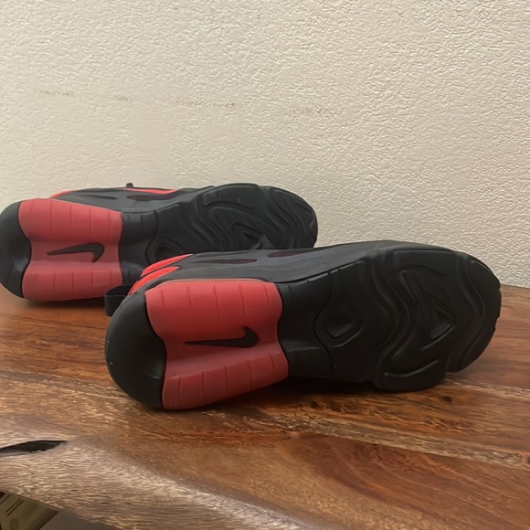 Nike Air Max Exosense Shoes - Picture 4 of 11